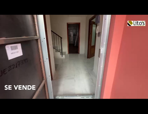 Chalet adosado en venta en  Via Lactea , Dos Hermanas photo 2
