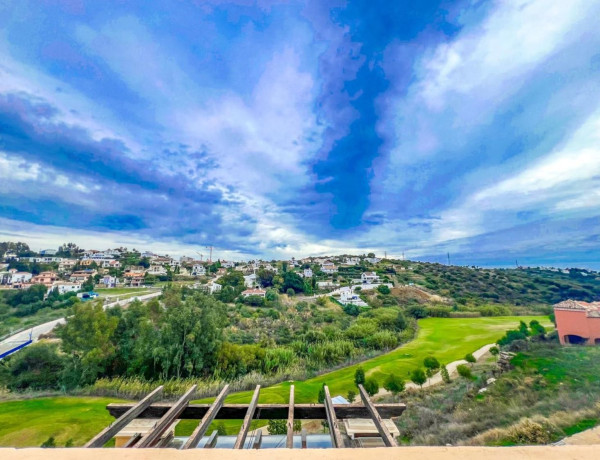 Duplex en venta en , Estepona photo 2