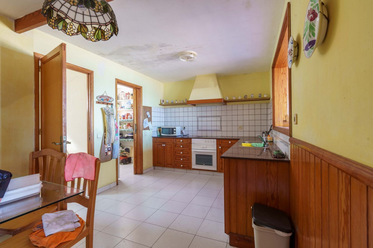 Sale of independent chalet in Calle Tirso de Molina, Telde
 photo 4