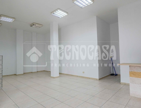 Local en venta en Alisios photo 4