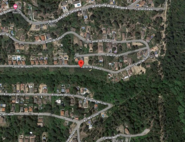 Terreno en venta en calle de Saturn photo 1