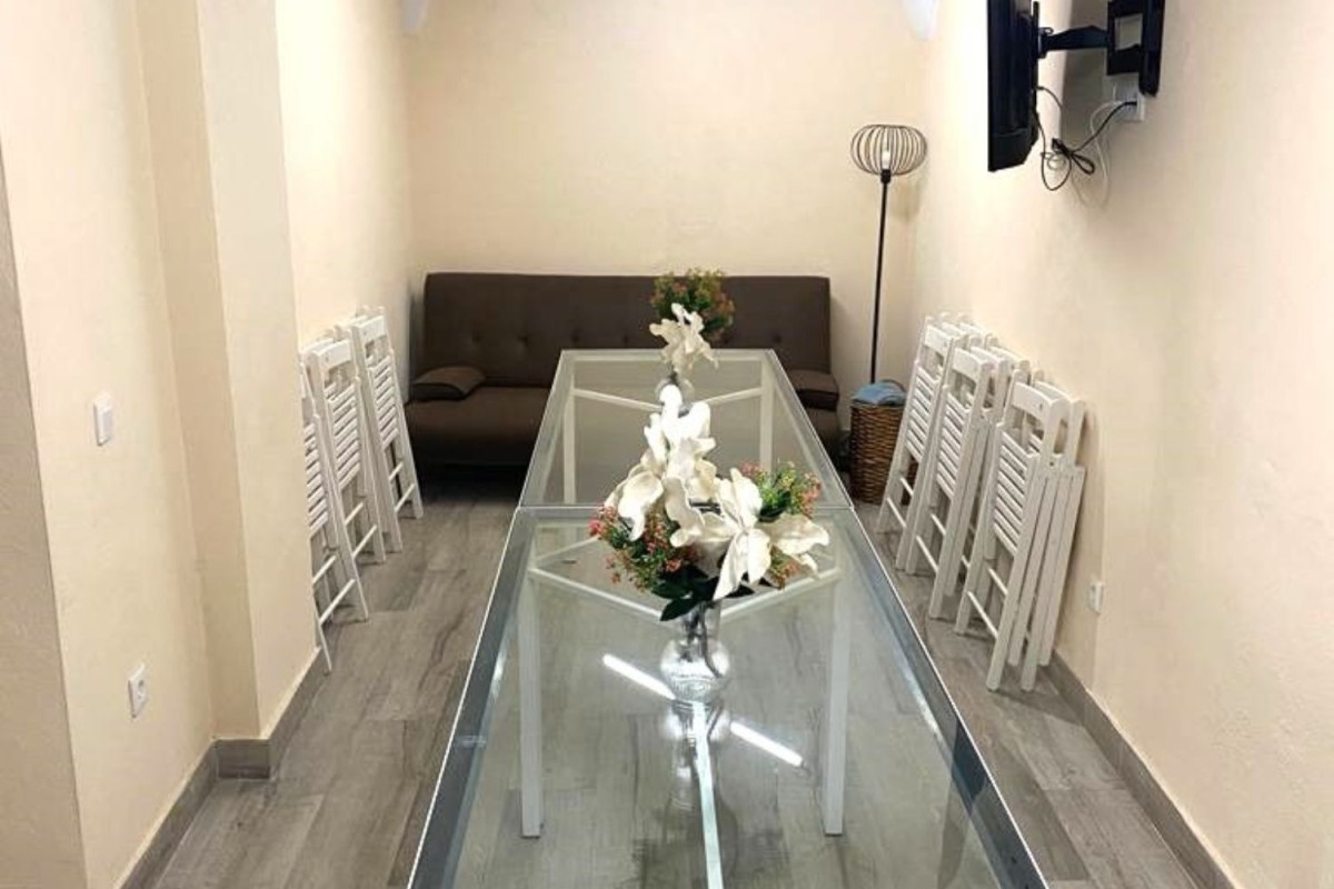 Продажа квартиры на Calle Moret, Касерес
 photo 2