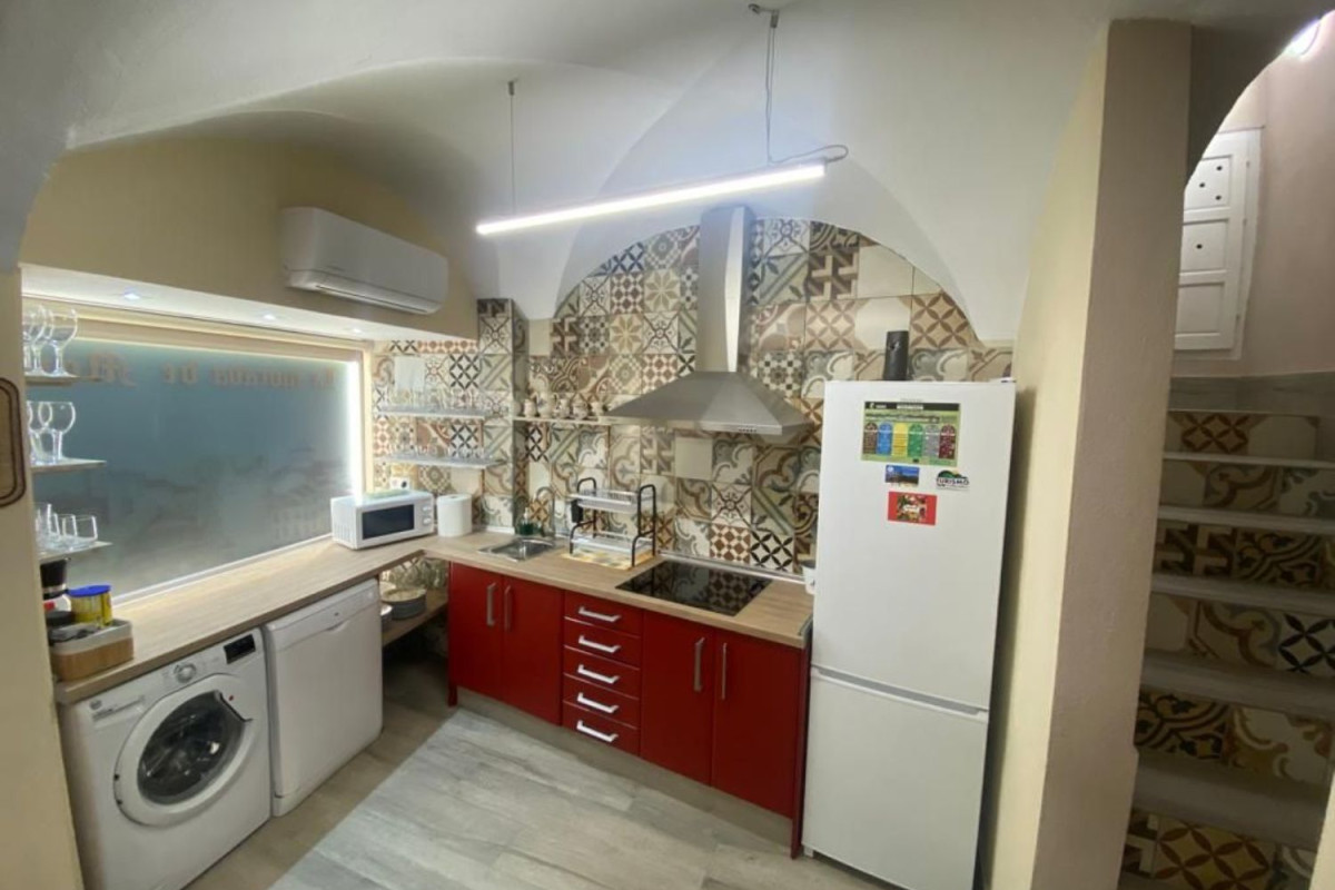 Продажа квартиры на Calle Moret, Касерес
 photo 4