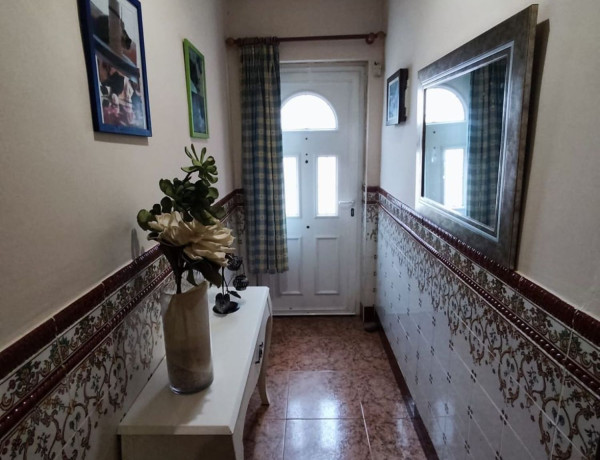 Chalet independiente en venta en  Solano de Figueroa, 19, Badajoz photo 2