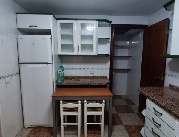 Chalet independiente en venta en  Solano de Figueroa, 19, Badajoz photo 3