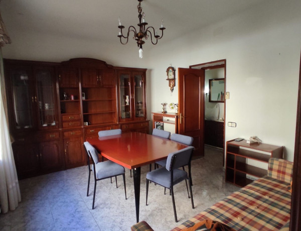 Продажа первого этажа в  Calle Sorolla, 1, Ciudad Real photo 1