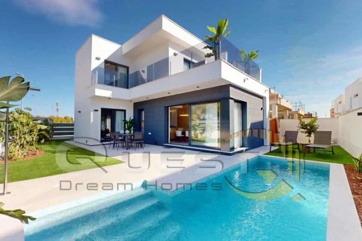 Venta de chalet independiente en Calle Cantil, San Javier
photo 1