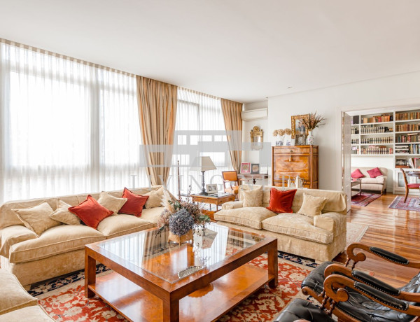 Apartment for sale in Chamartín , Madrid photo 1