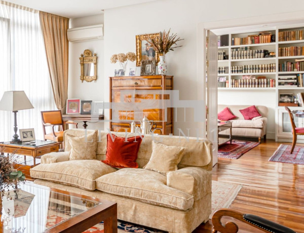 Apartment for sale in Chamartín , Madrid thumbnail 2