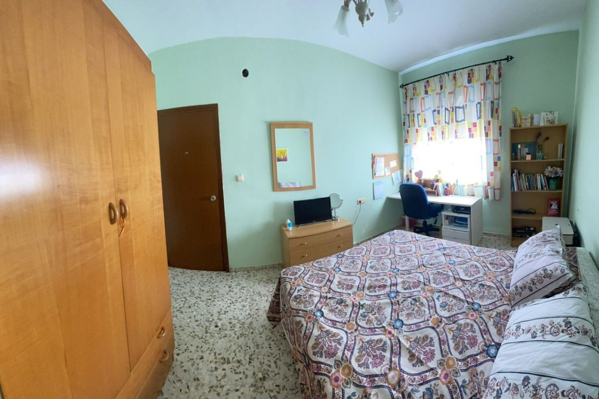 Venta de chalet adosado en  Calle San Luis, 27 , Cartagena photo 4