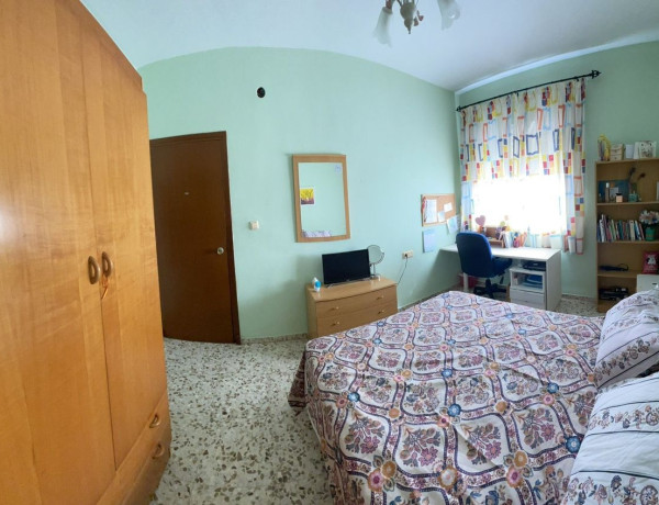 Chalet adosado en venta en  Calle San Luis, 27 , Cartagena photo 4