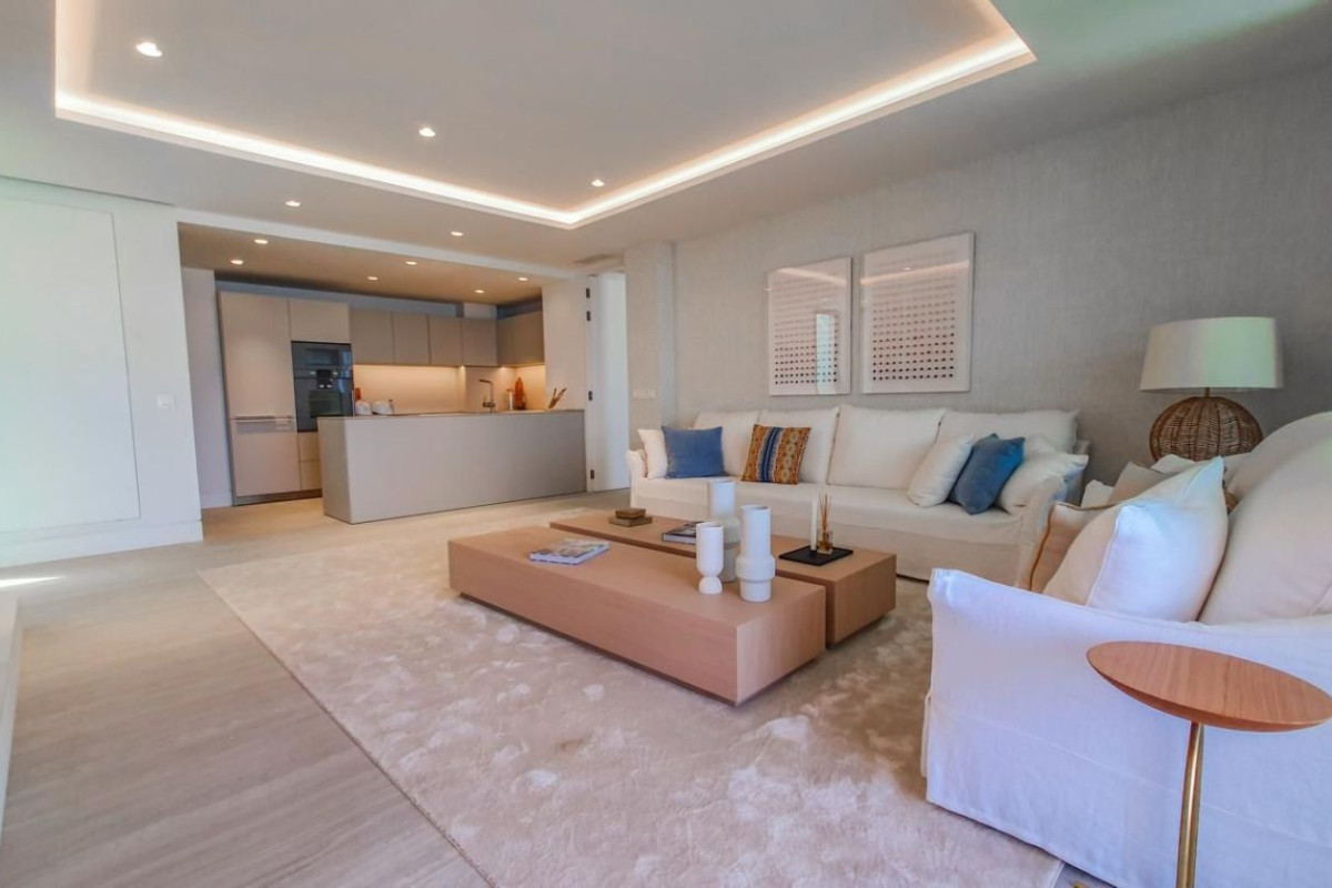 Продажа квартиры на Коста Нату́ра, Эстепона
 photo 3