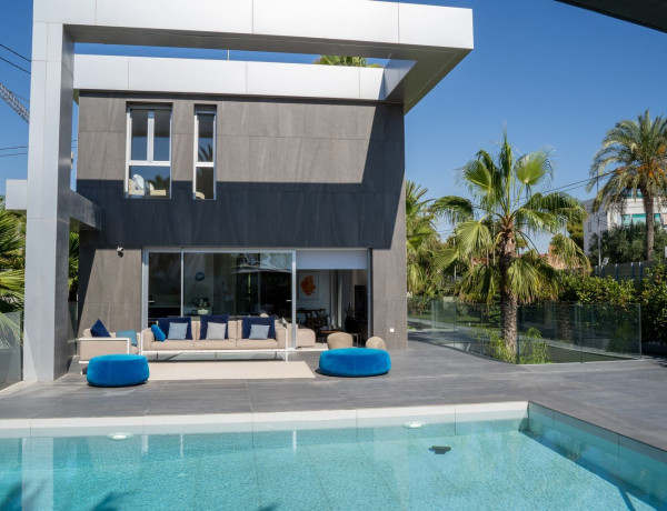 Chalet independiente en venta en  Playa Muchavista , El Campello photo 4