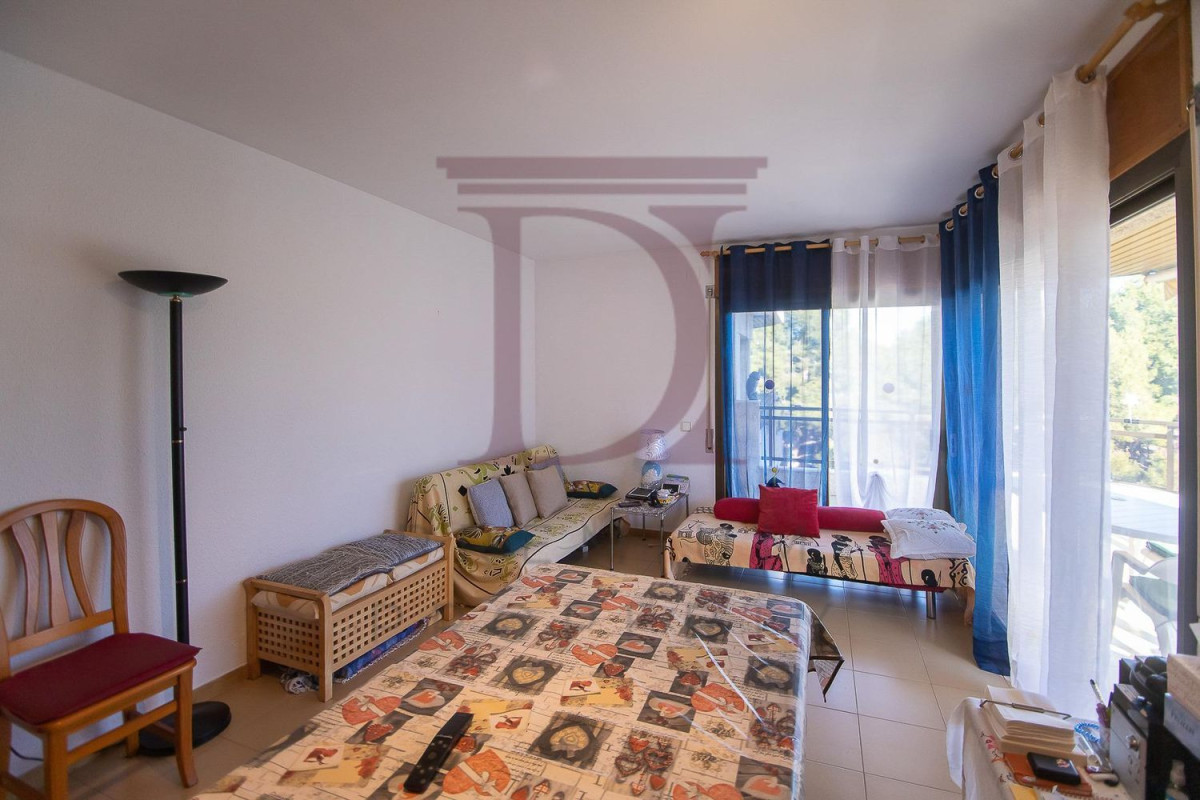 Продажа квартиры на Эйшампле, Салоу
 photo 5