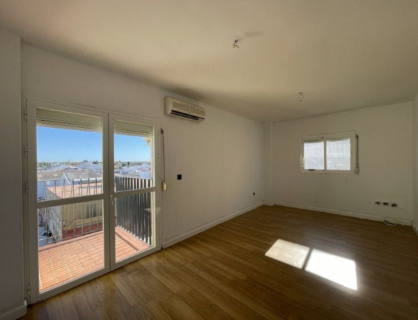 Piso en venta en , San Juan del Puerto photo 1