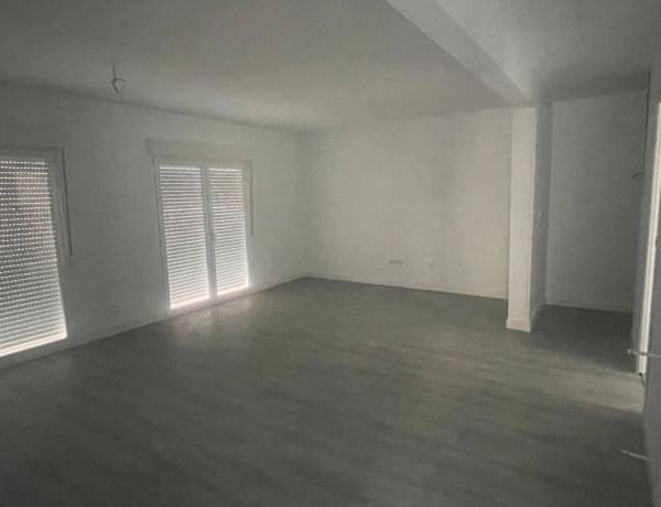 Piso en alquiler en Calle Doctor Layna Serrano, 24 , Guadalajara photo 1