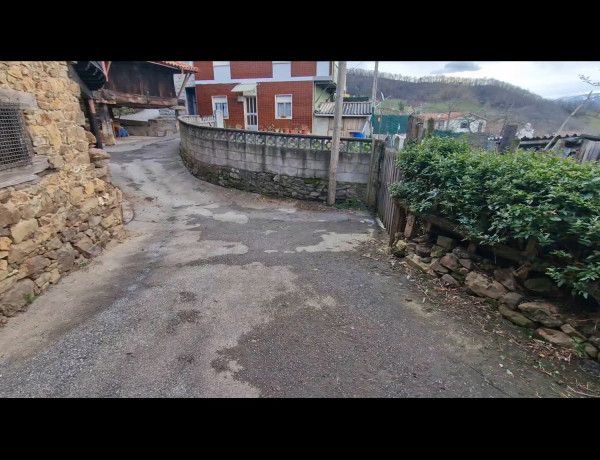Chalet adosado en venta en Lugar Gallegos, 43 , Mieres del Camino thumbnail 1