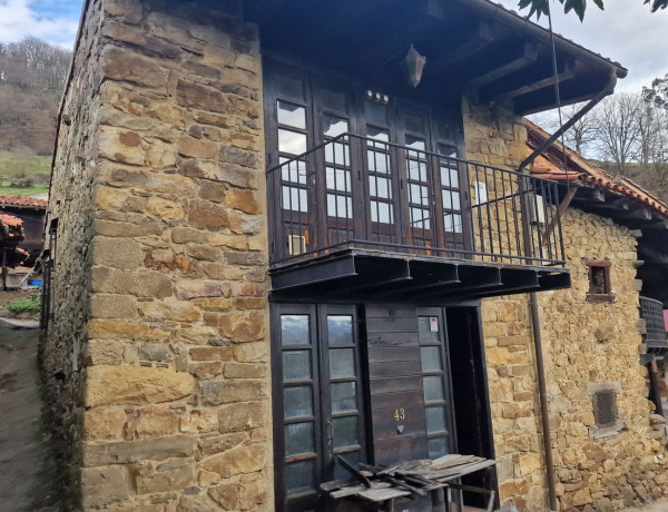 Chalet adosado en venta en Lugar Gallegos, 43 , Mieres del Camino thumbnail 2