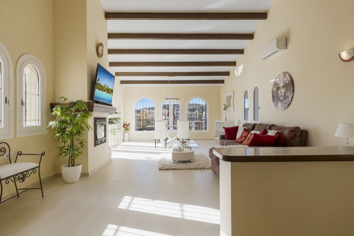 Sale of independent chalet in Costa Natura, Estepona
photo 3