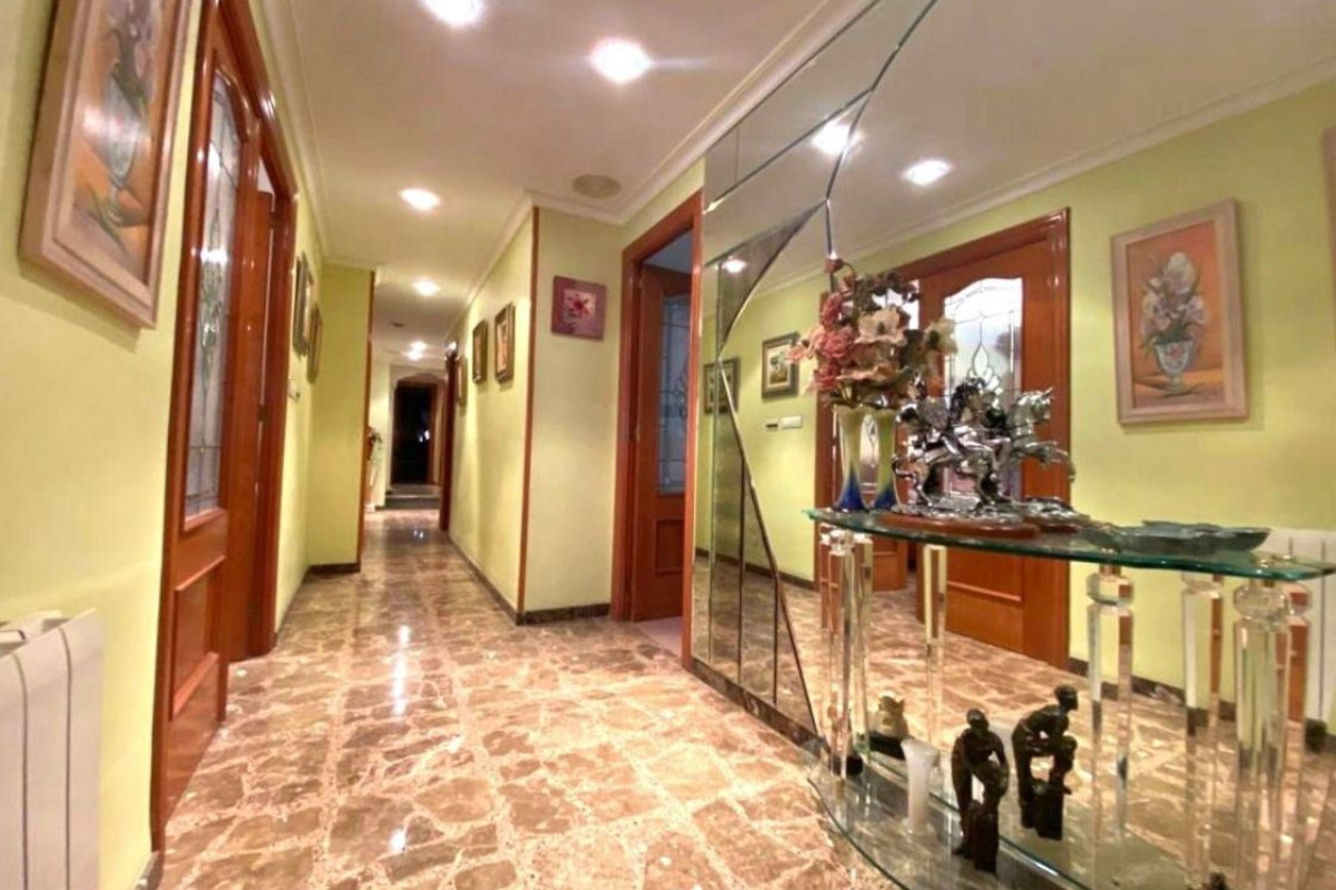 Piso en venta en Ibi, Ibi
photo 1