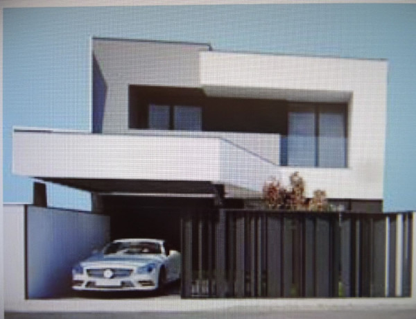 Chalet adosado en venta en Parque - Ctra de Ugena , Illescas thumbnail 1