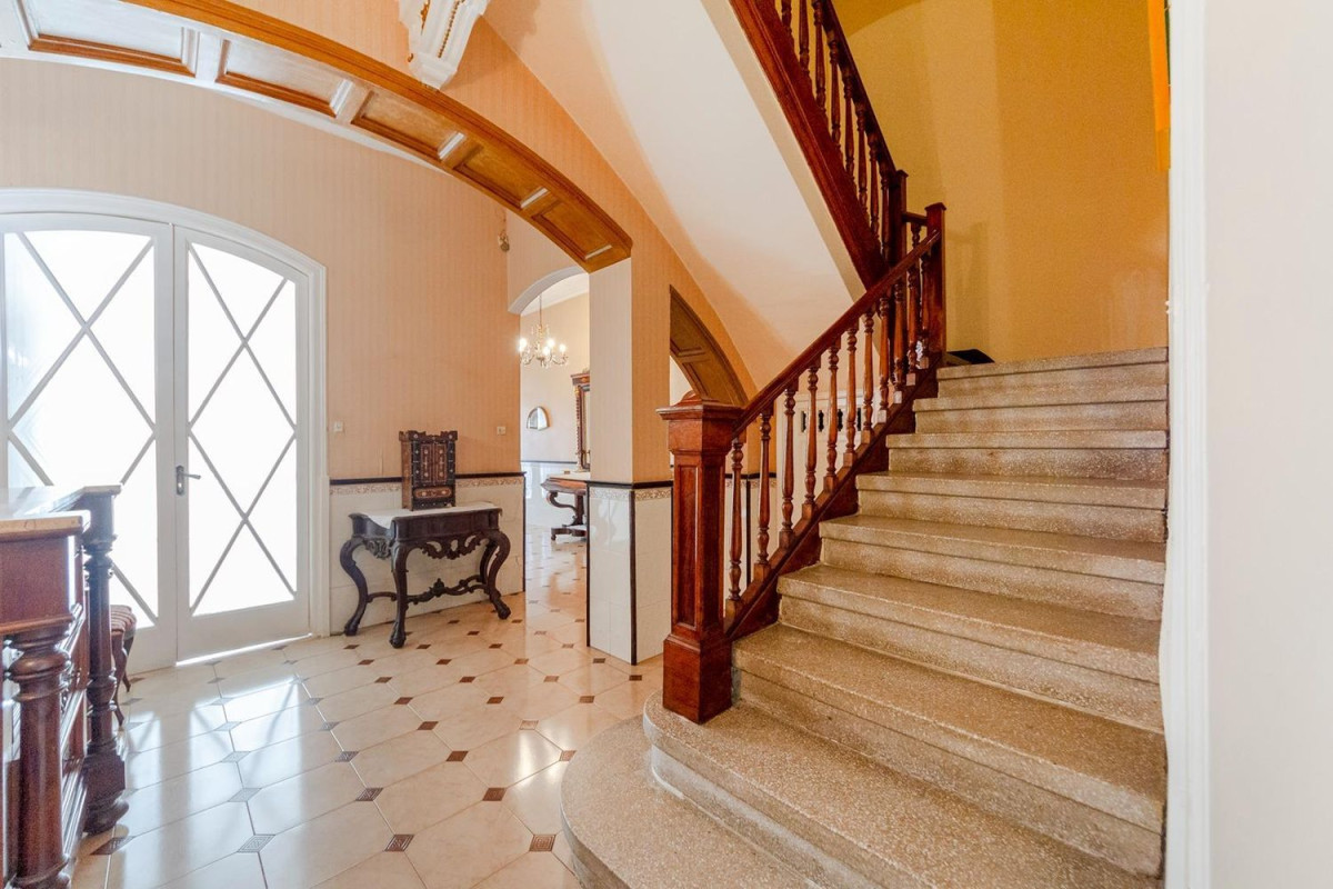 Sale of independent chalet in Center, Arenys de Mar
photo 1