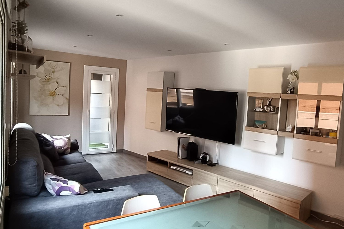 Продажа квартиры на Calle Bona-Sort, 35, Серданьола дель Вальес
photo 1