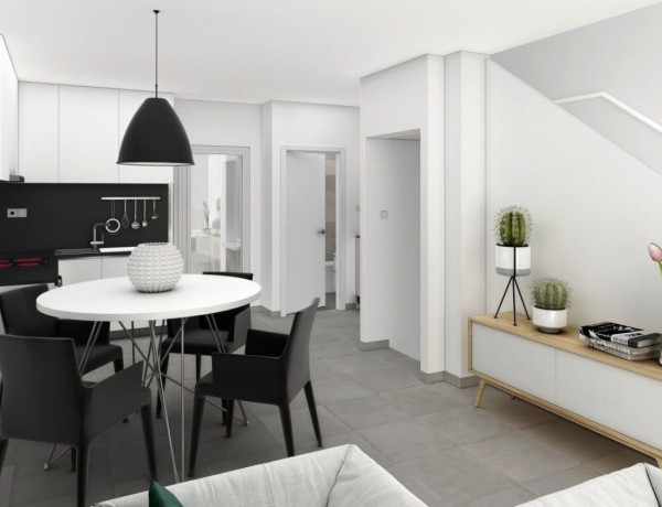 Chalet adosado en venta en Zona Entremares , La Manga Del Mar Menor thumbnail 2