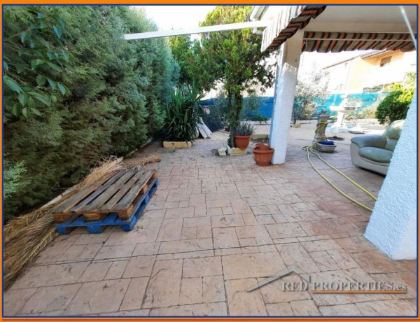 Detached villa for sale in , El Viso de San Juan thumbnail 2