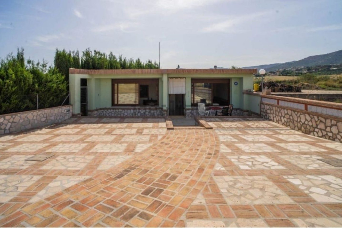 Продажа загородного участка в  Arroyo Hondo , Алхаурин-де-ла-Торре photo 2