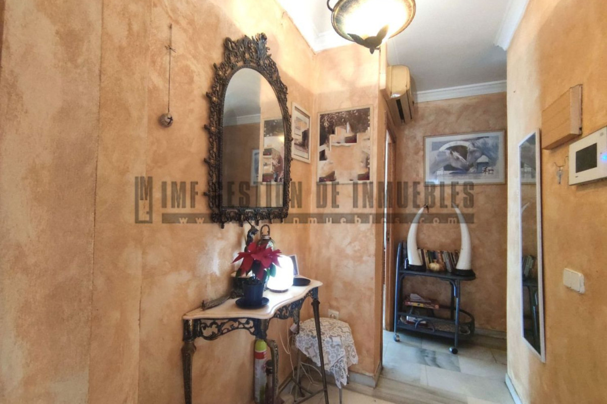 Sale of apartment in Plaza San Roque, 1, Vélez-Málaga
 photo 5
