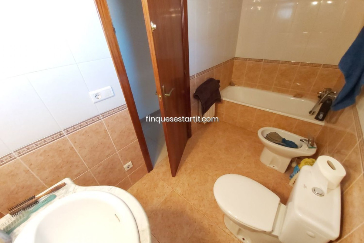 Продажа таунхауса в  Ronda pere blasi , Торроэлья-де-Монтгри photo 4