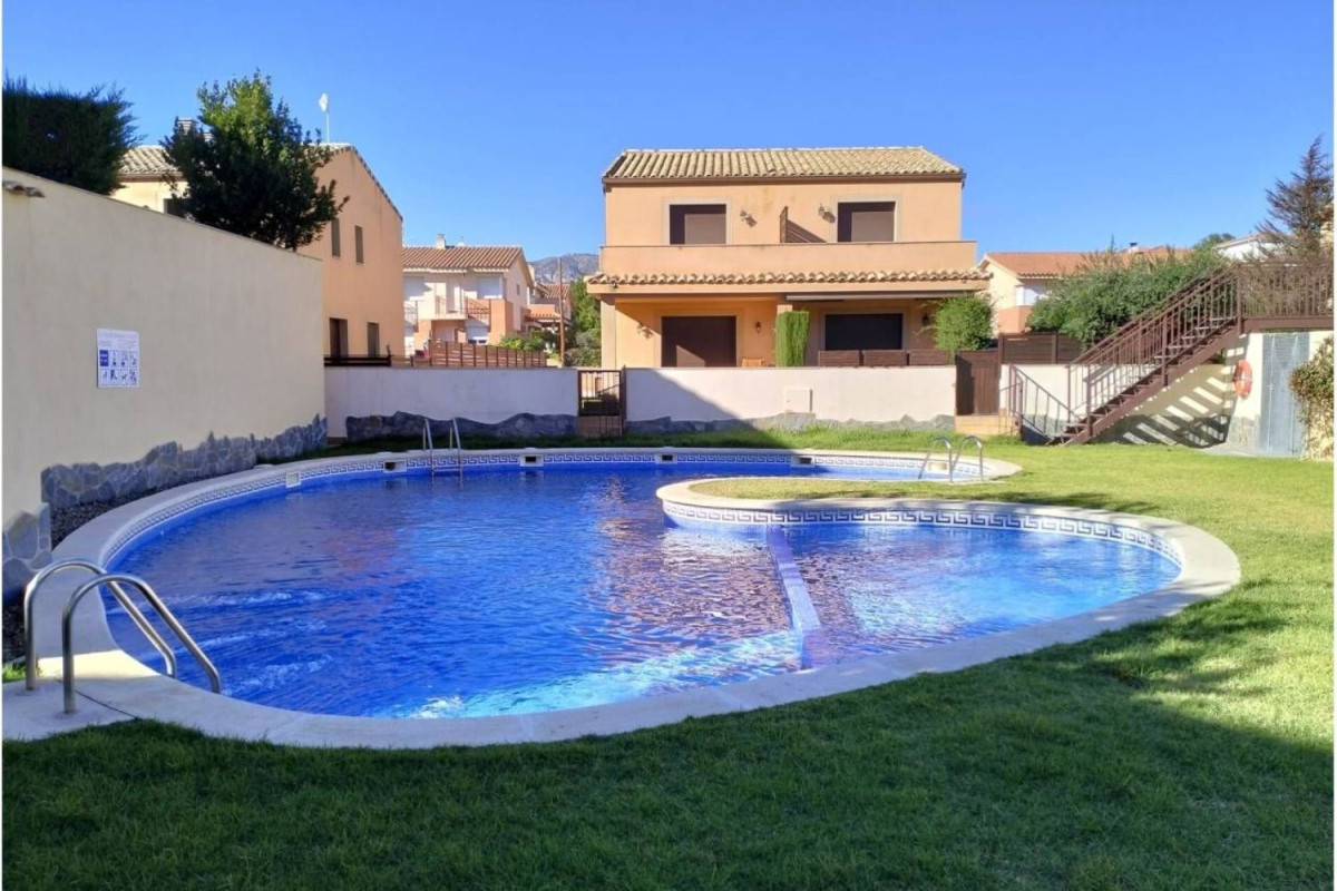 Sale of apartment in Calle de les Dàlies, Mont-Roig del Camp
photo 5