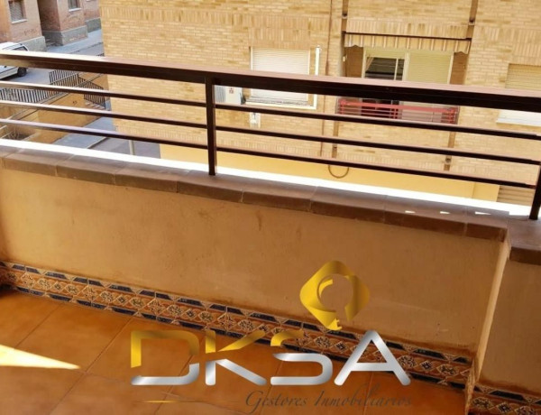 Piso en venta en Calle Nou d'Octubre, Paterna photo 1
