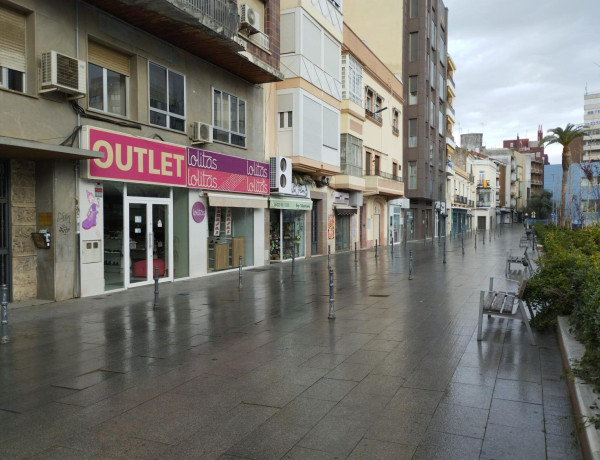 Alquiler de Local en Casco Antiguo - Centro photo 3