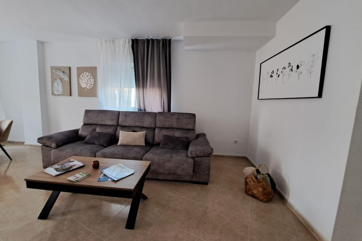 Venta de chalet adosado en , Bigastro photo 5