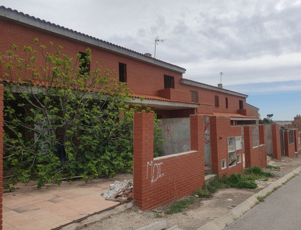 Chalet adosado en venta en , Torrelaguna photo 3