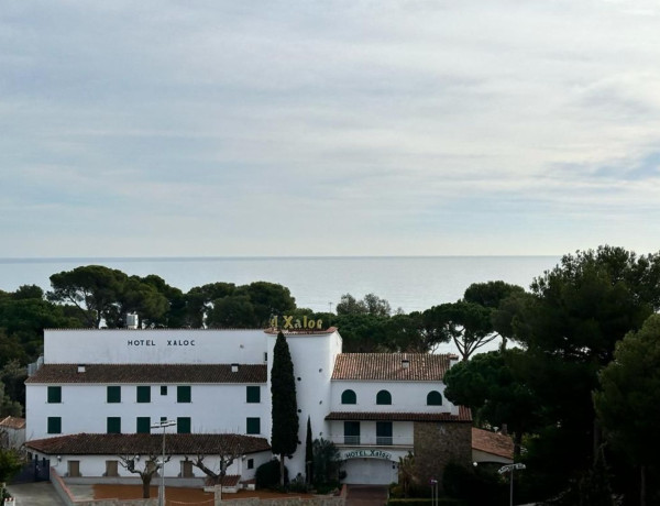 Piso en venta en  Cavall Bernat, Castell-Platja d'Aro photo 1
