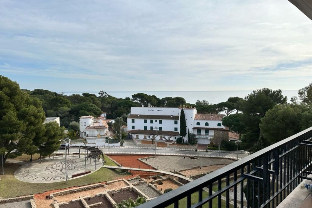 Sale of apartment in Cavall Bernat, Castell-Platja d'Aro
photo 3