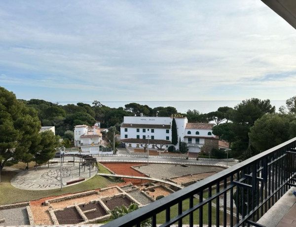 Piso en venta en  Cavall Bernat, Castell-Platja d'Aro photo 3