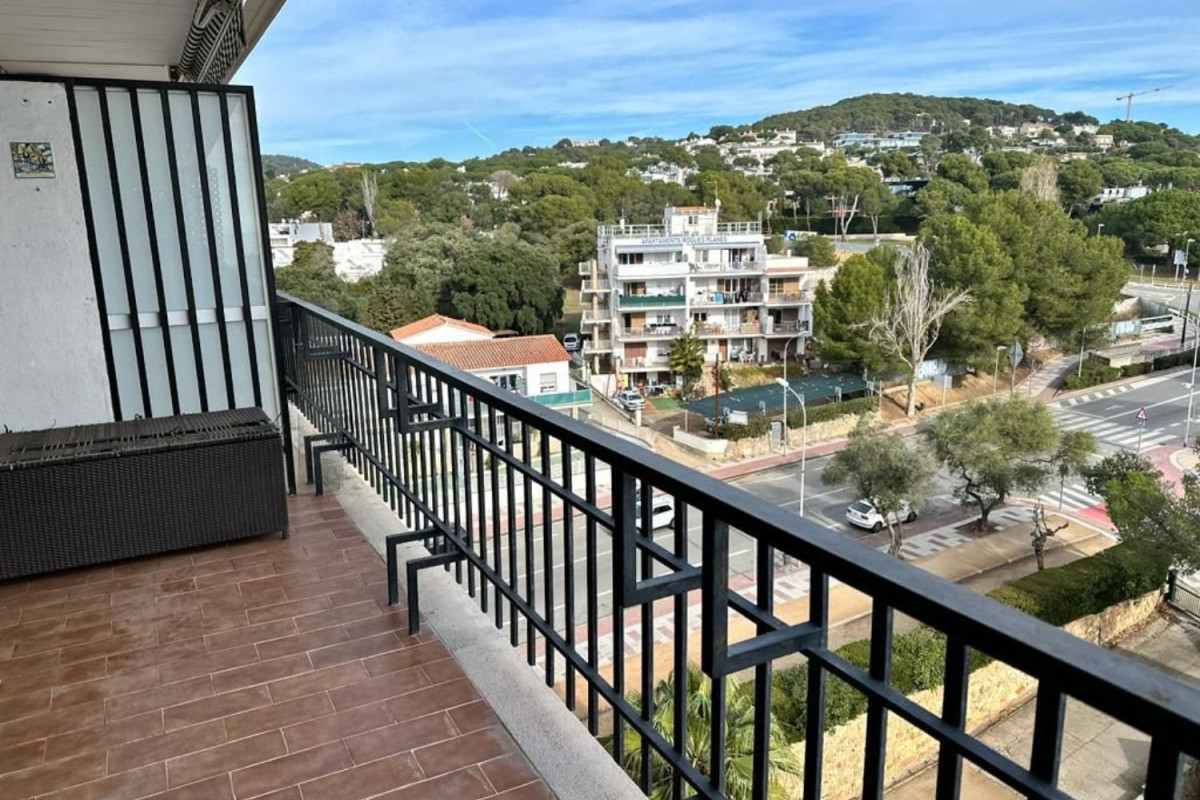 Sale of apartment in Cavall Bernat, Castell-Platja d'Aro
photo 4