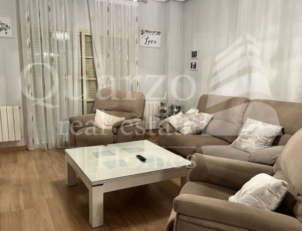 Chalet adosado en venta en , Almendralejo photo 1