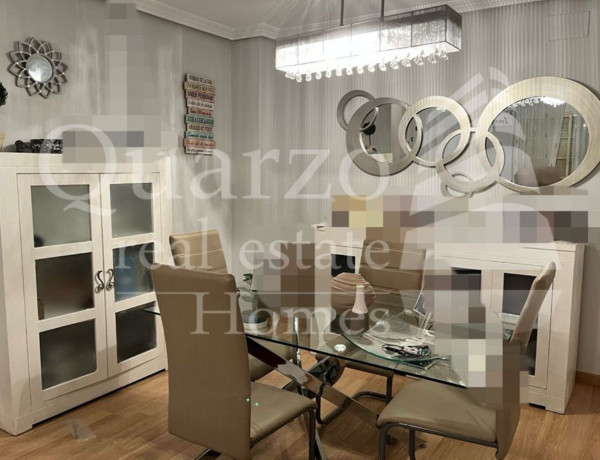 Chalet adosado en venta en , Almendralejo thumbnail 1