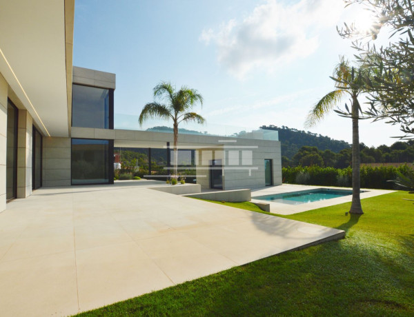 Chalet independiente en venta en  Urb. Los Monasterios, Puçol photo 4