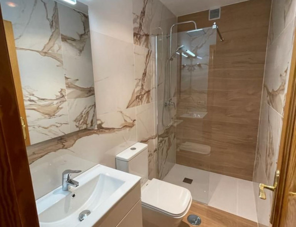 Продажа квартиры в Urb. Casco Antiguo- Las Pelayas, Oviedo photo 1