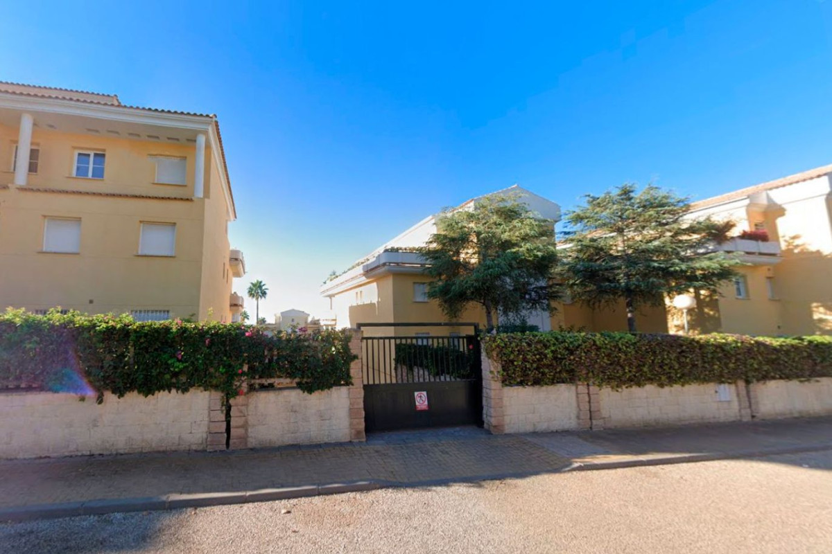 Venta de garaje en Urbanización Lomas de Cabopino s/n , Marbella photo 2