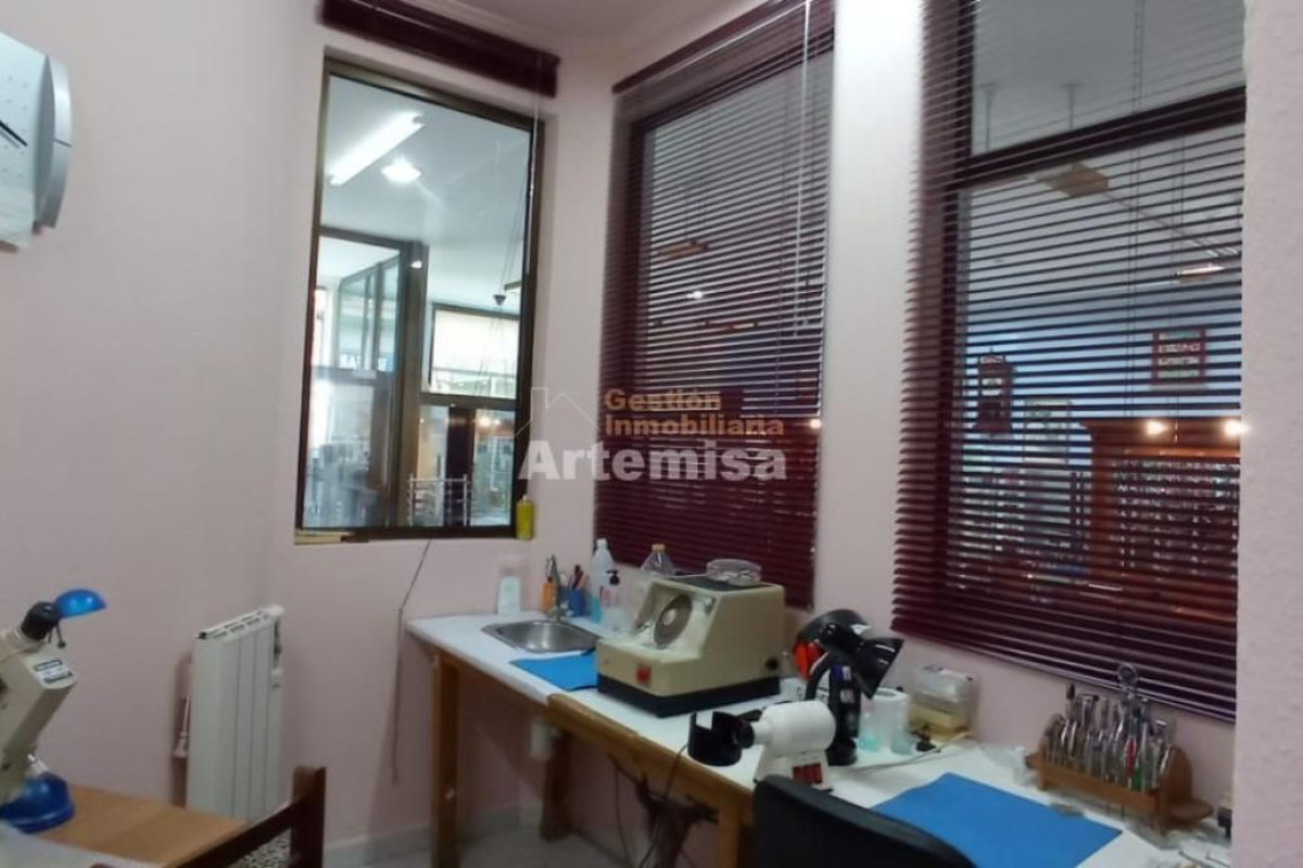 Propiedades en venta y alquiler en España photo 1