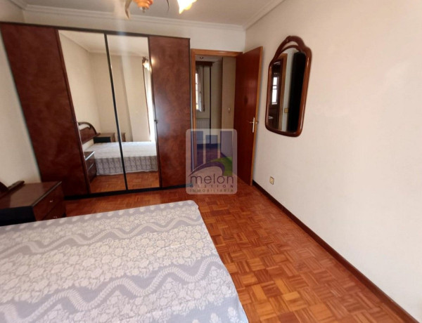 Apartment for sale in  Calle Doctor Jaime Santamaría, Burgos photo 3