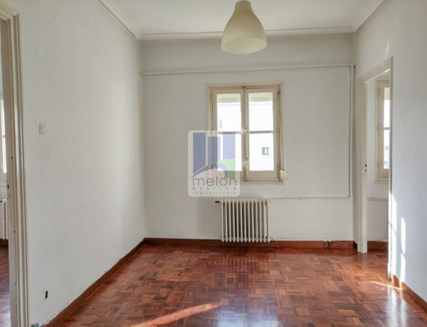 Apartment for sale in  Barriada Fábrica de la Moneda, Burgos photo 1