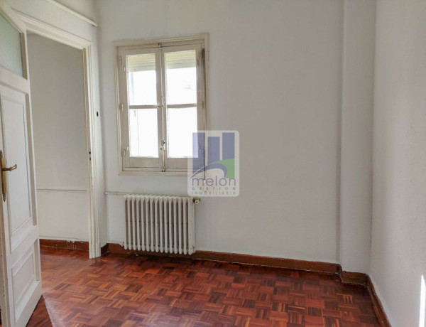 Apartment for sale in  Barriada Fábrica de la Moneda, Burgos photo 2